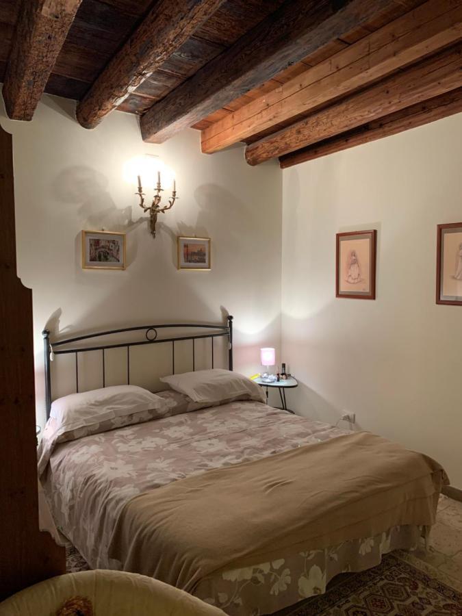Luna Di Miele Lägenhet Venedig Exteriör bild